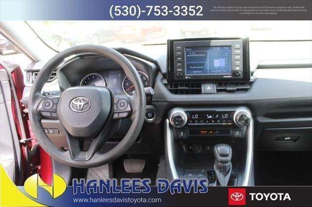 2022 Toyota RAV4 XLE - Photo 17