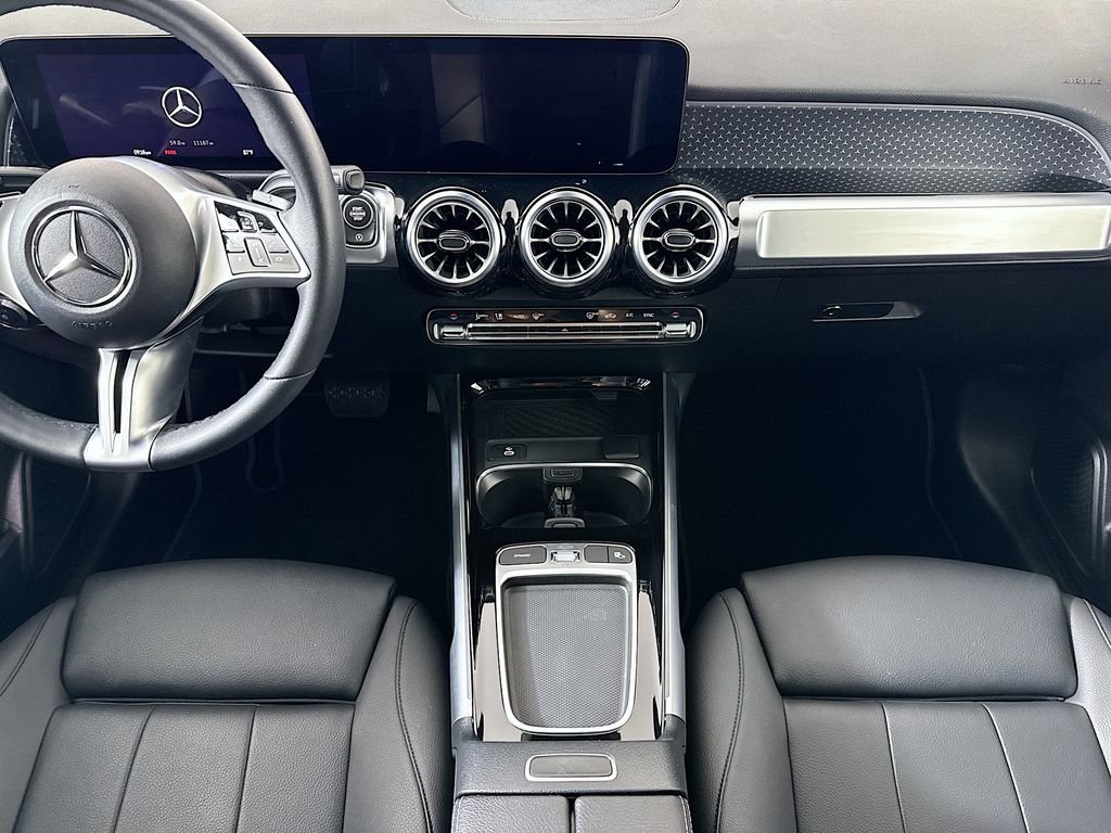 Used 2025 Night Black Mercedes-Benz GLB 250 image 14