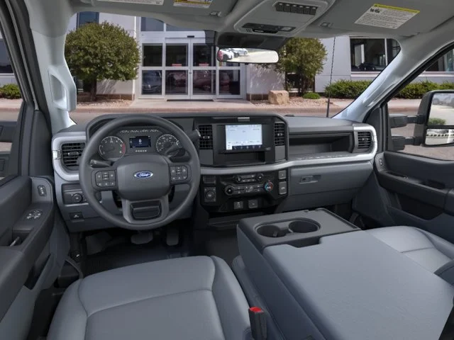 New 2025 Oxford White Ford XL image 9