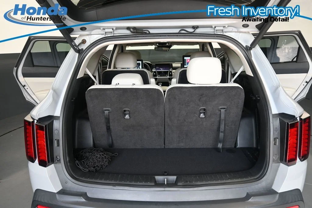 Used 2022 Gray Kia X-Line EX image 12
