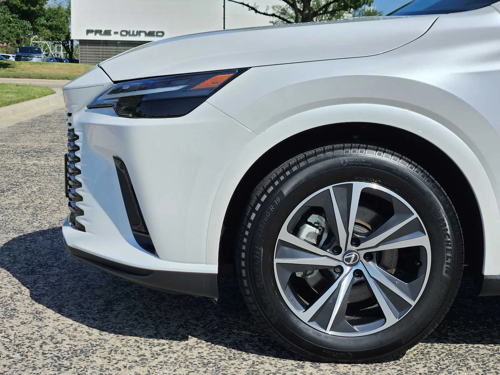 Certified Used 2025 EMINENT WHITE PEARL Lexus  image 5