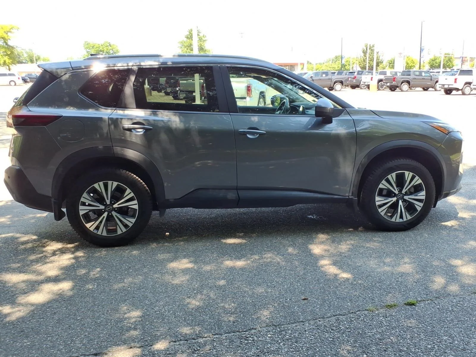 Used 2023 Gun Metallic Nissan SV image 8