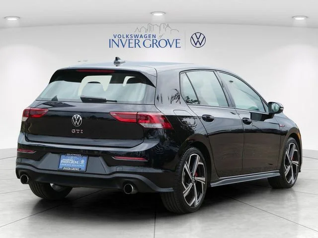 Used 2024 Deep Black Pearl Volkswagen 2.0T SE image 7