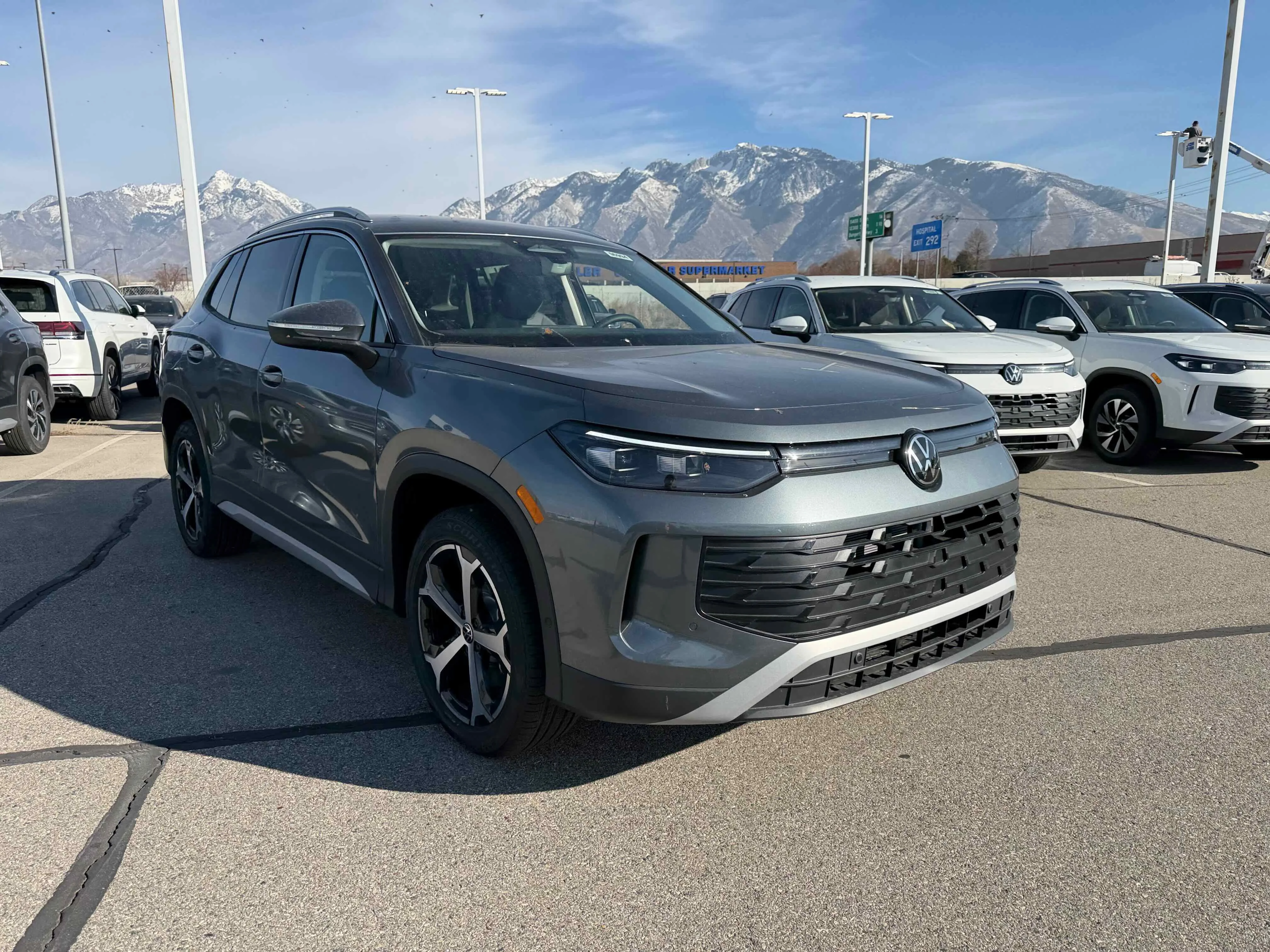 New 2026 Platinum Gray Volkswagen SE image 9