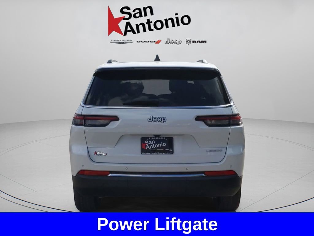 New 2025 Bright White Clear-Coat Exterior Paint Jeep Laredo image 9
