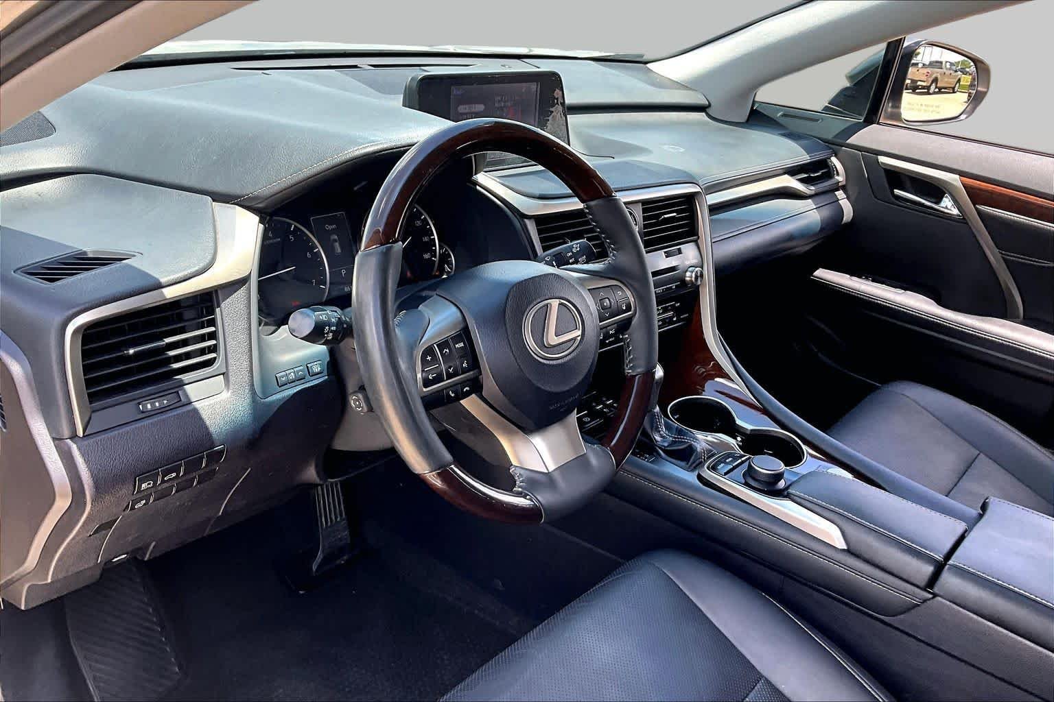 Used 2017 Atomic Silver Lexus  image 18