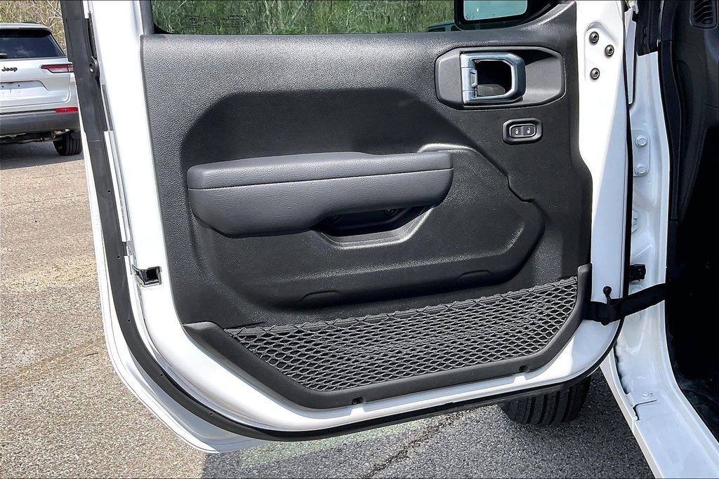 New 2026 Jeep Wrangler Sport 2D Sport Utility