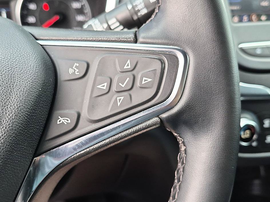Used 2024 Sterling Gray Metallic Chevrolet LT image 18