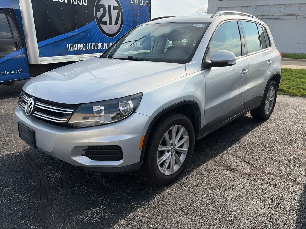 Used 2017 Reflex Silver Metallic Volkswagen 2.0T image 2