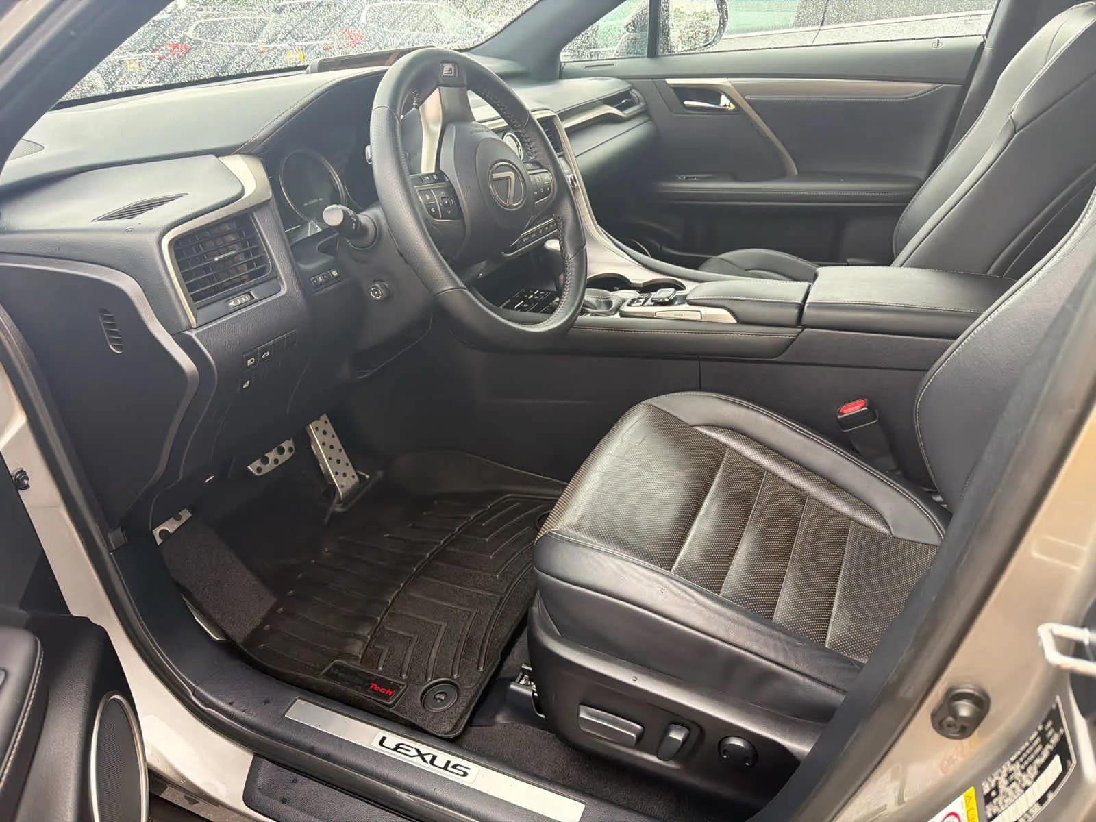 Used 2017 Atomic Silver Lexus  image 10