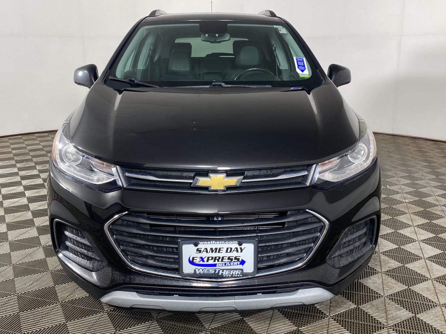 Used 2020 Mosaic Black Metallic Chevrolet LT image 11