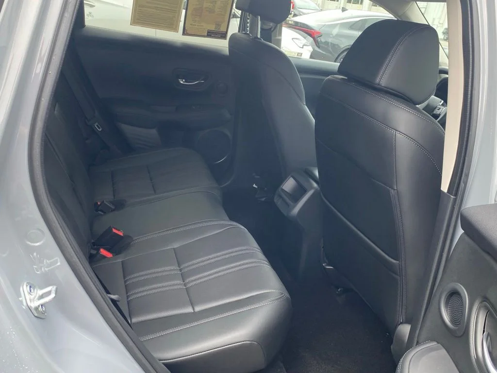 2026 Honda HR-V EX-L - Photo 16