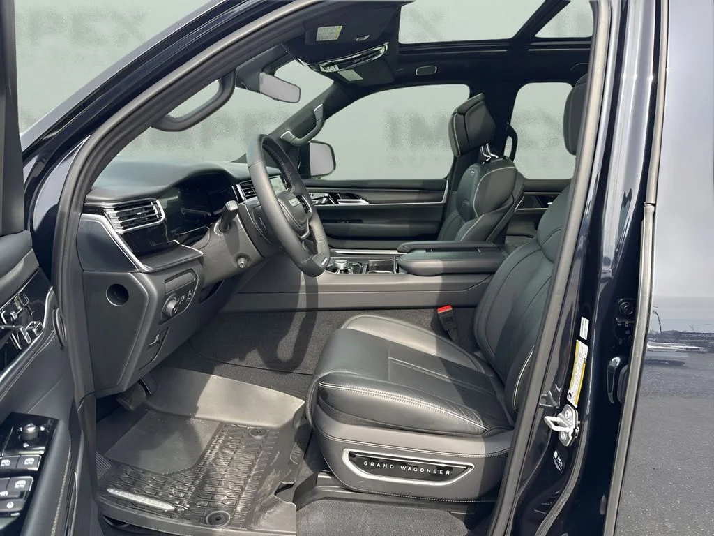 Used 2024 Black Jeep Series II image 9