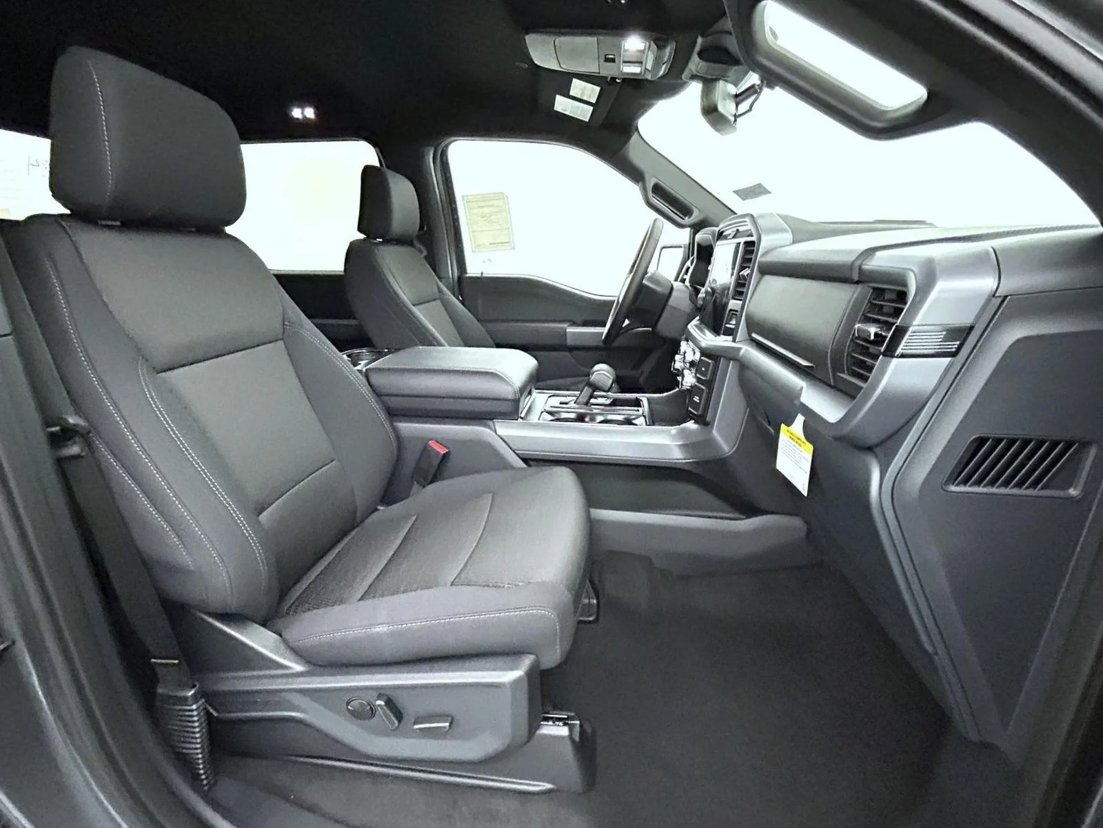 New 2026 Gray Ford XLT image 15