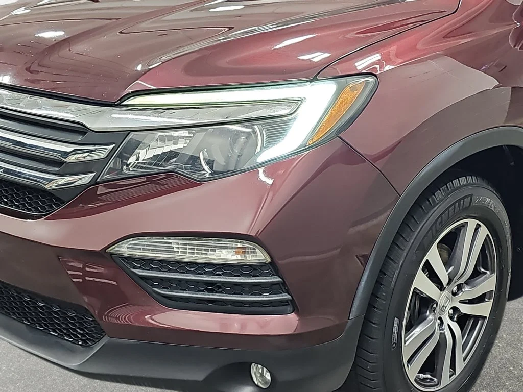 Used 2016  Honda EX-L image 33