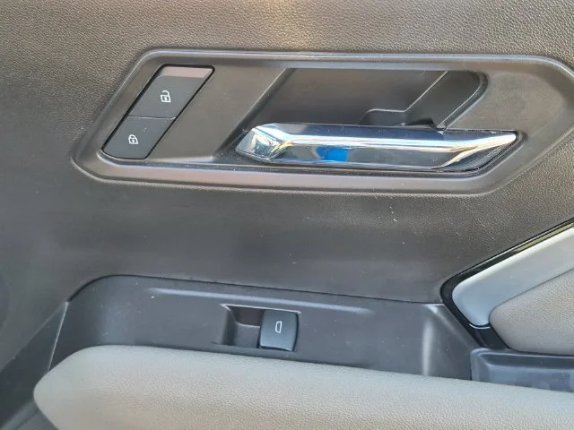 Used 2024 Blue Chevrolet ZR2 image 39