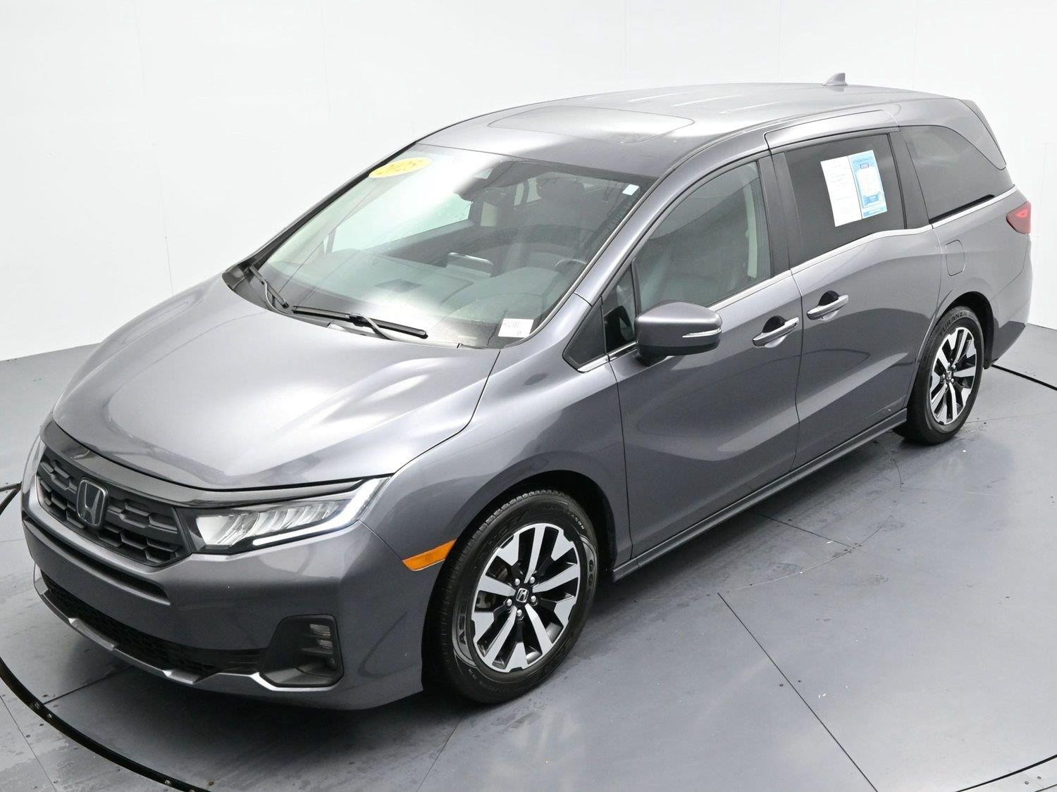 Used 2025  Honda EX-L image 47