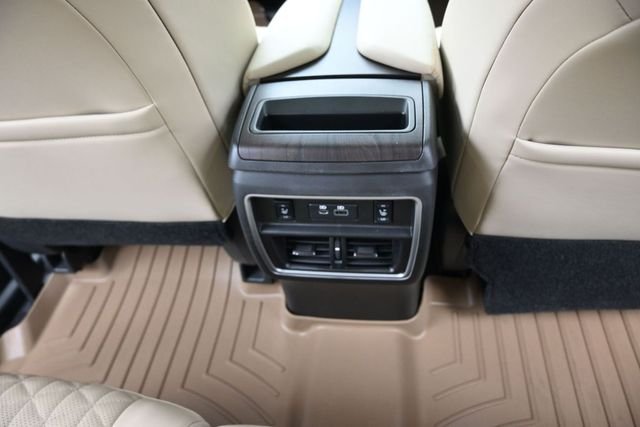 Used 2022 Red Nissan Platinum image 25