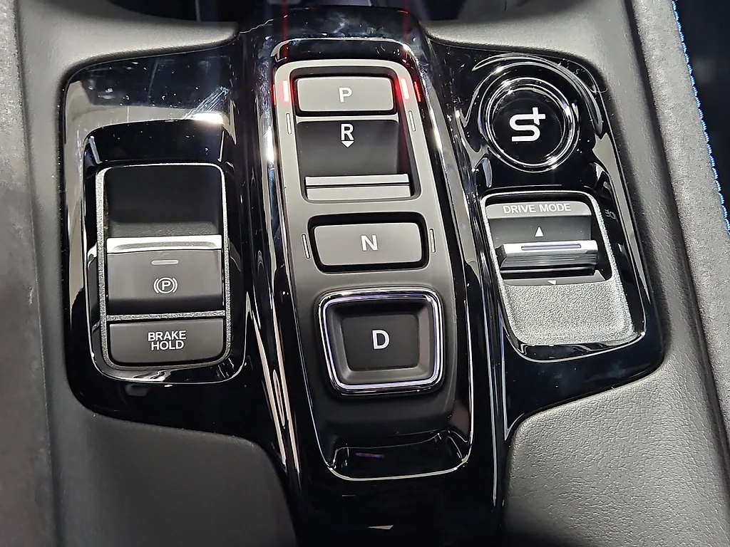 New 2026 Winter Frost Pearl Honda Hybrid image 16