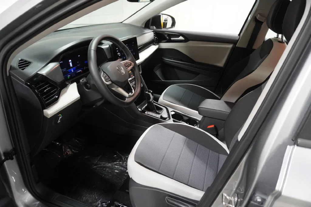 New 2026 Silver Volkswagen 1.5T S image 8