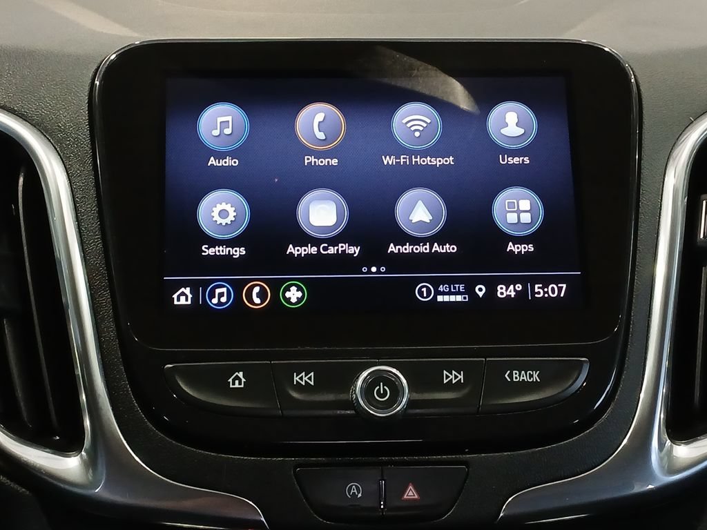 Certified Used 2022 Iridescent Pearl Tricoat Chevrolet Premier image 13