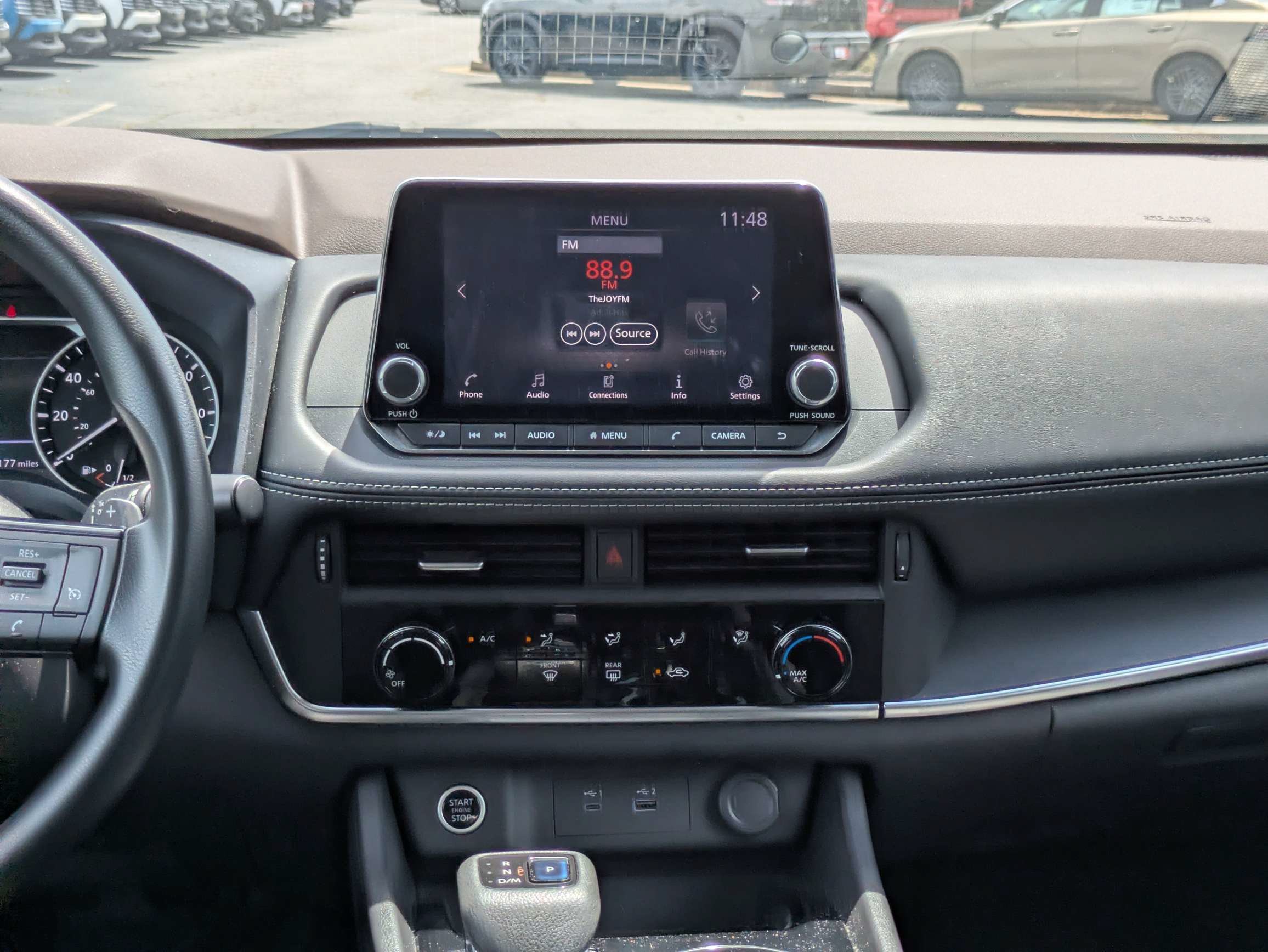 Used 2021 Black Nissan S image 15