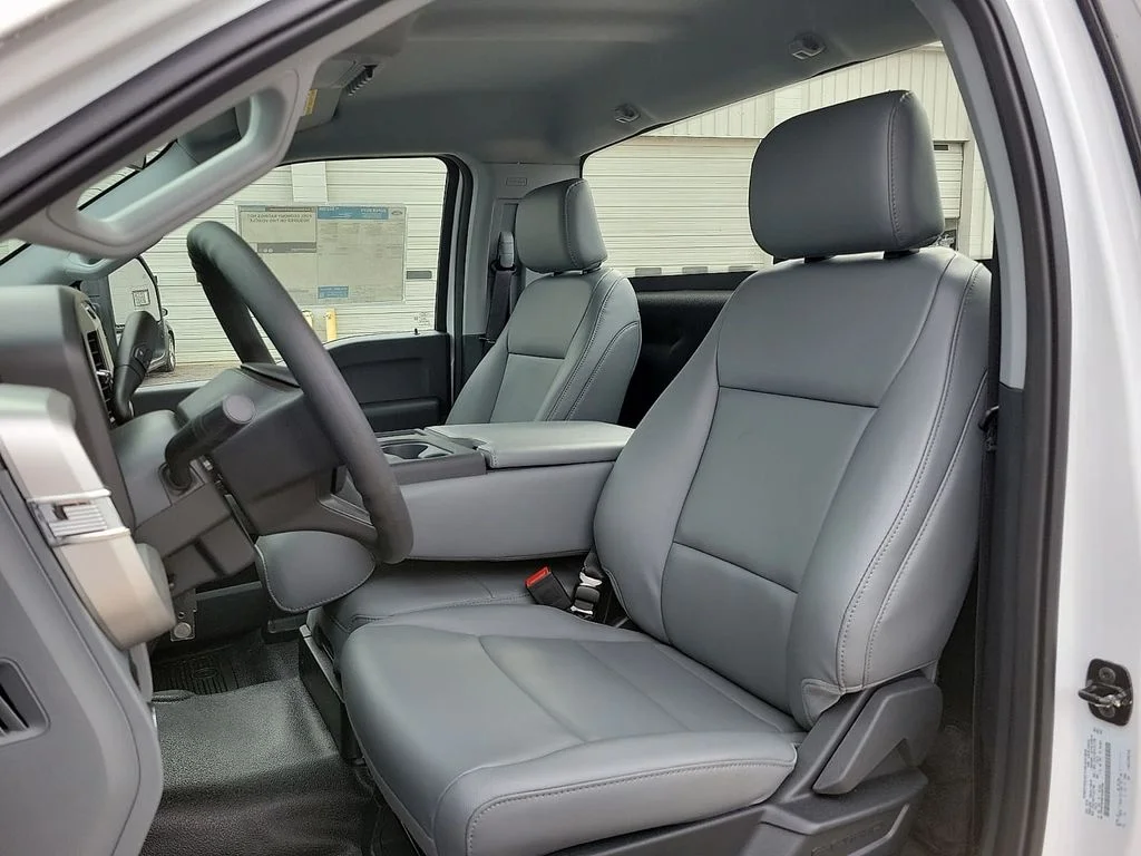 New 2026 Oxford White Ford F-350® XL image 9
