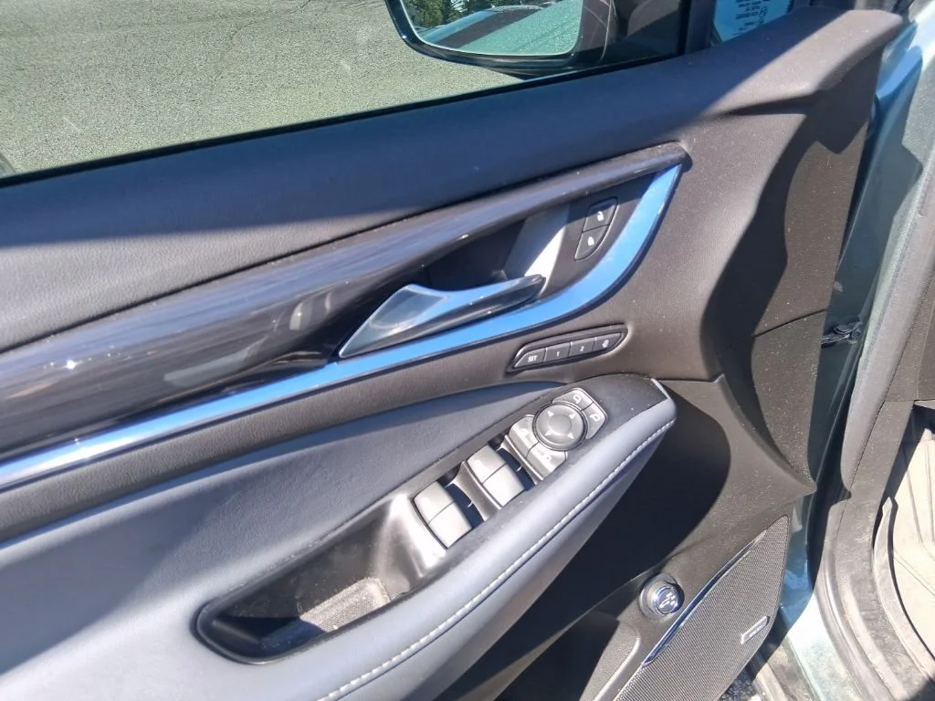 Used 2023 Green Buick Premium Group image 7