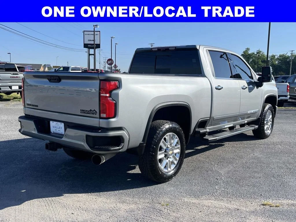 Used 2025 Sterling Gray Metallic Chevrolet High Country image 4