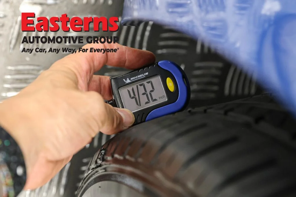 Used 2023 Blue Nissan SV image 27