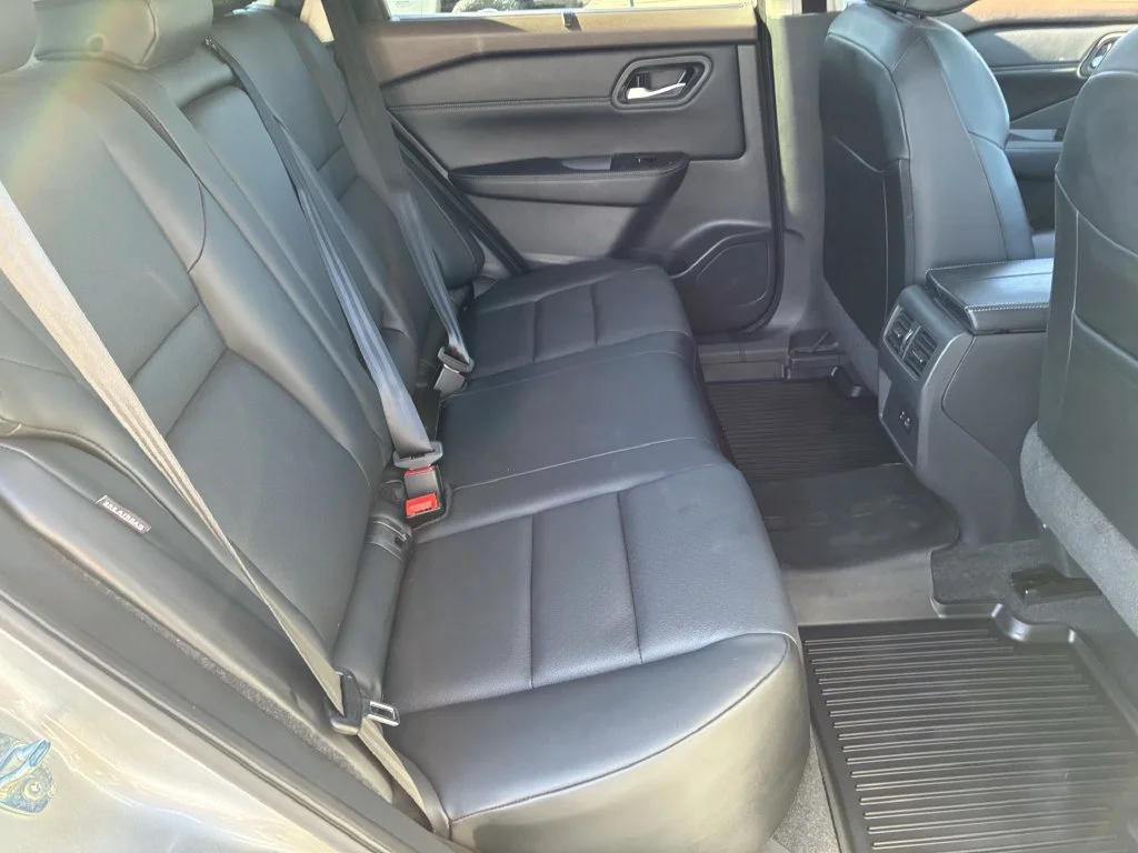 Used 2023 Silver Nissan SV image 22