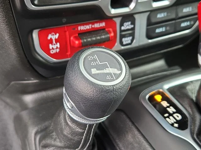 Used 2025 Black Jeep Rubicon image 23