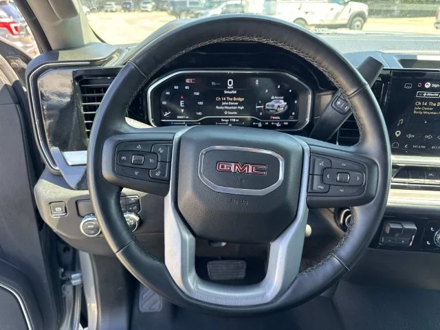 Used 2025 Silver GMC SLT image 46