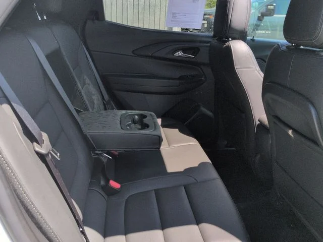 Used 2023 White Chevrolet ACTIV image 30