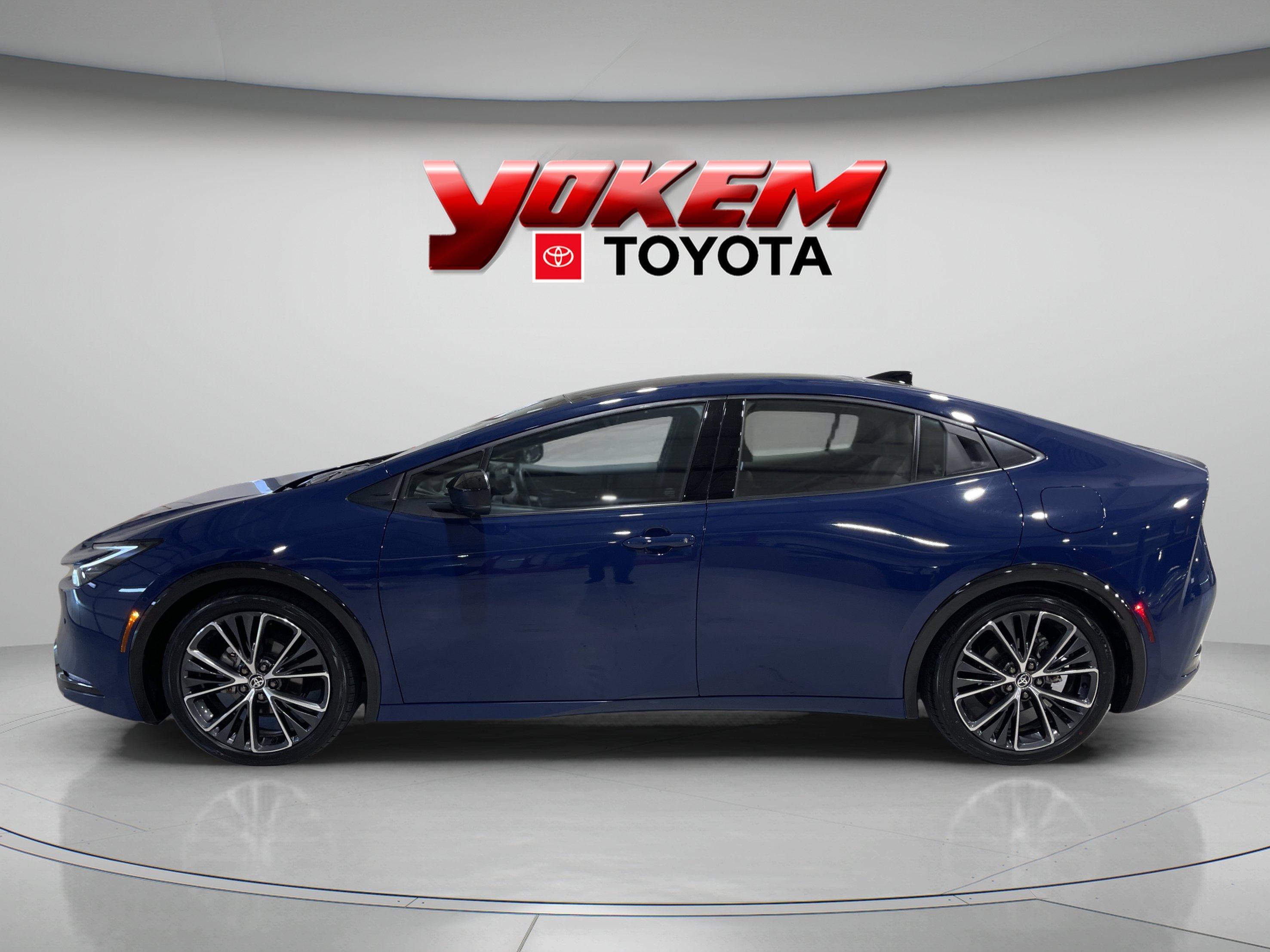 Certified Used 2024 Reservoir Blue Toyota Limited image 2