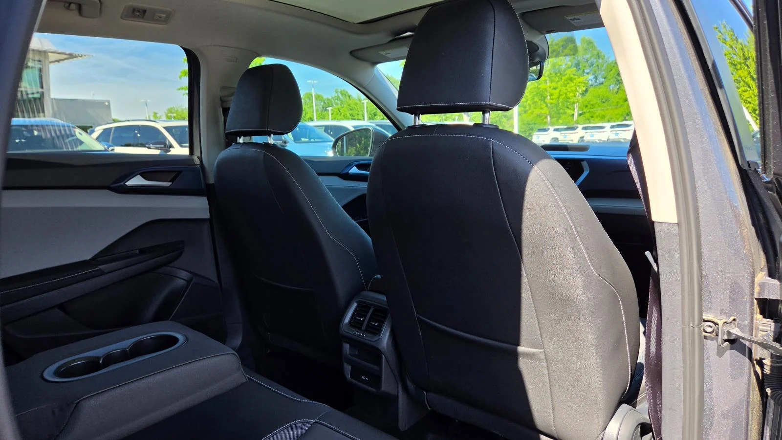2024 Volkswagen Taos SE - Photo 56