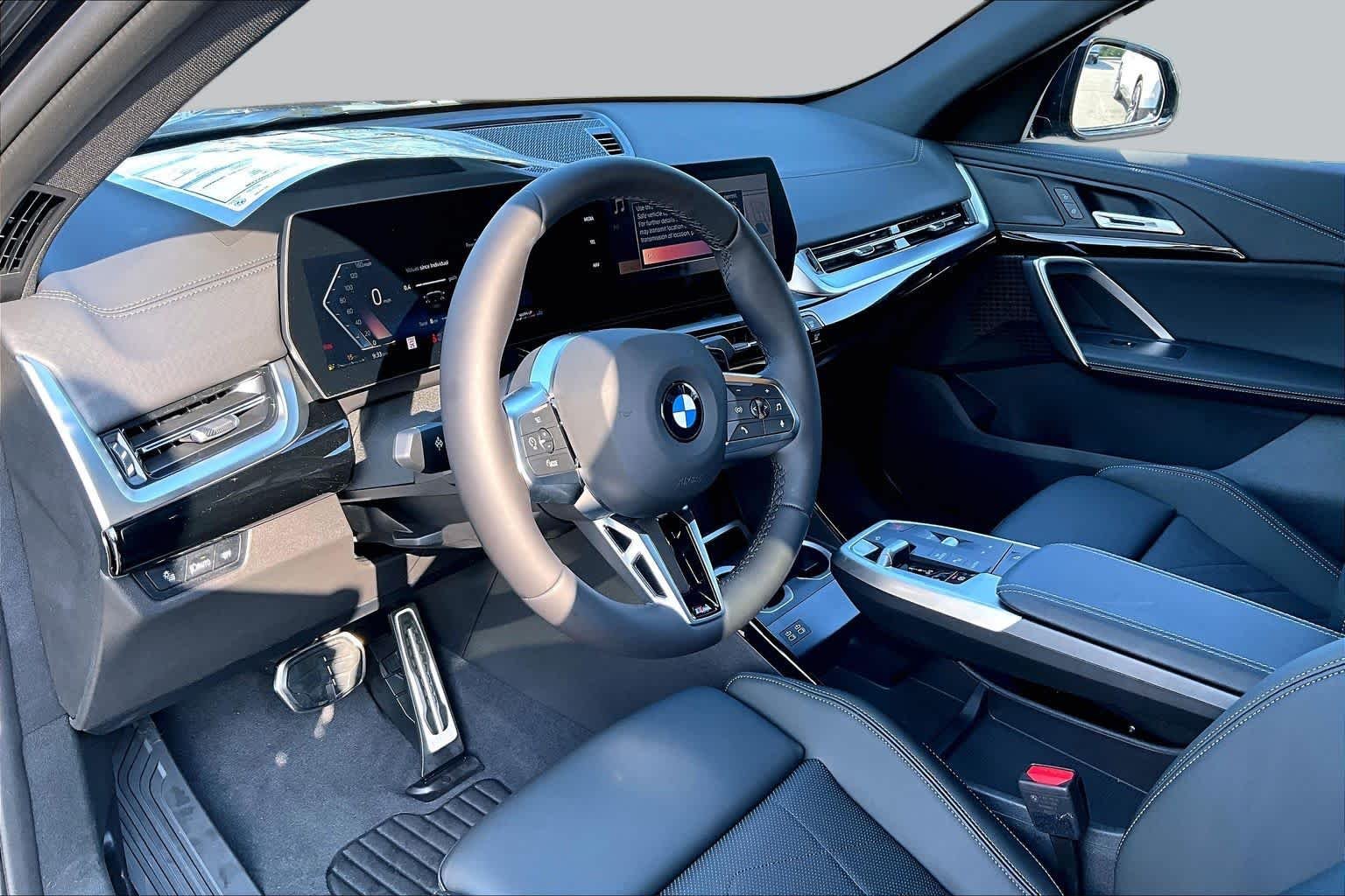 New 2027 Black Sapphire Metallic BMW xDrive28i image 9