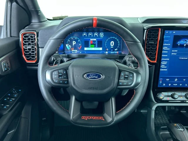 2025 Ford Ranger Raptor - Photo 13
