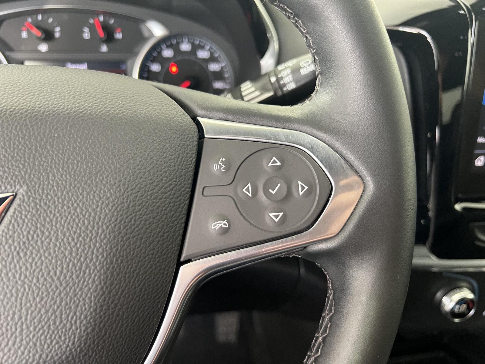 Used 2023 Sterling Gray Metallic Chevrolet LT Cloth image 10