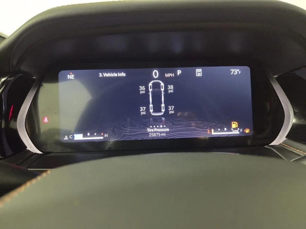 Used 2025 Diamond Black Crystal Pearlcoat Jeep Summit Reserve image 18