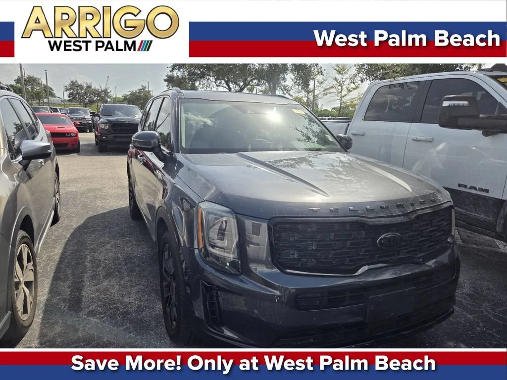 Used 2021 Gravity Grey Kia EX image 1