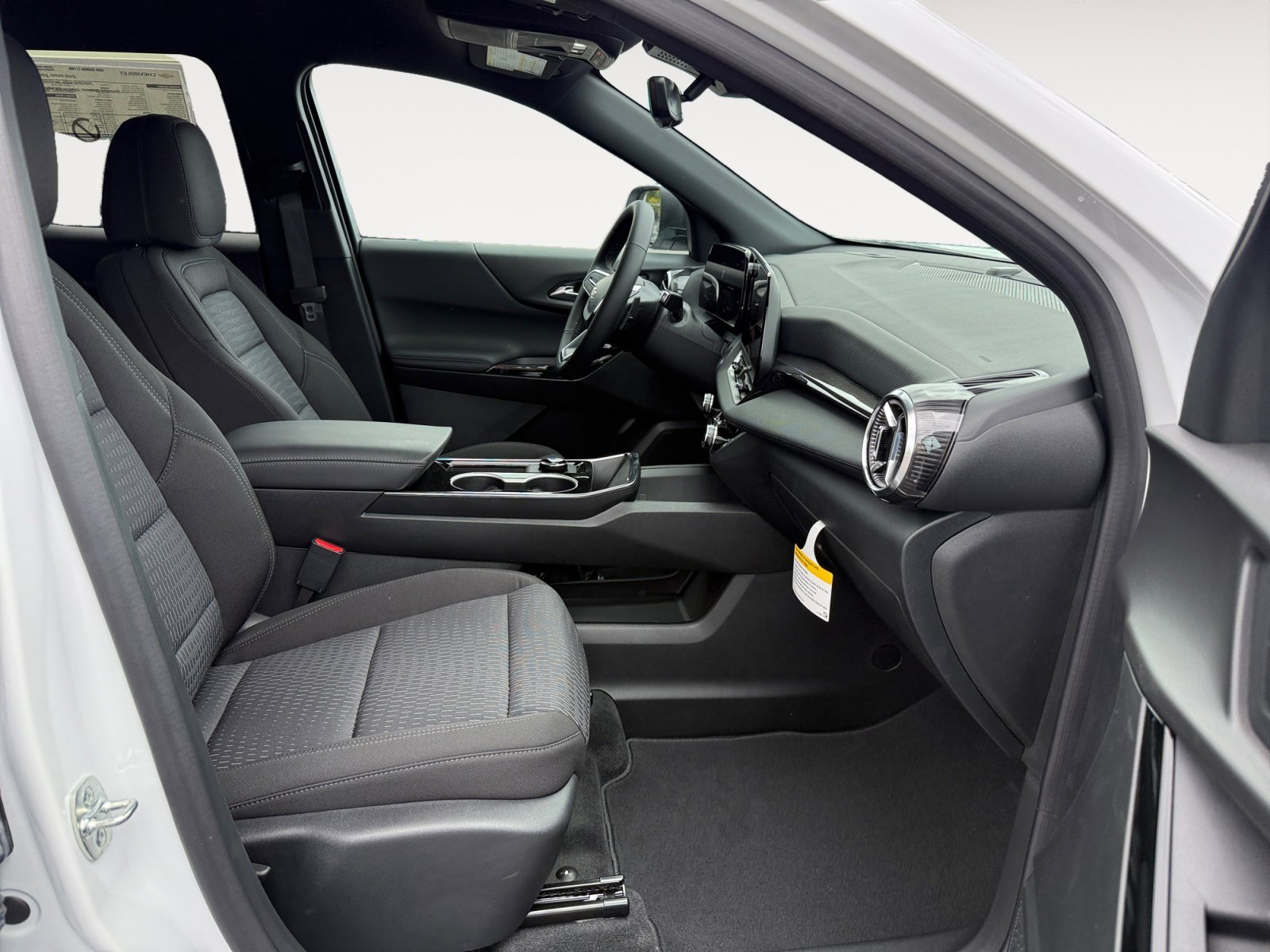 2026 Chevrolet Equinox LT - Photo 19
