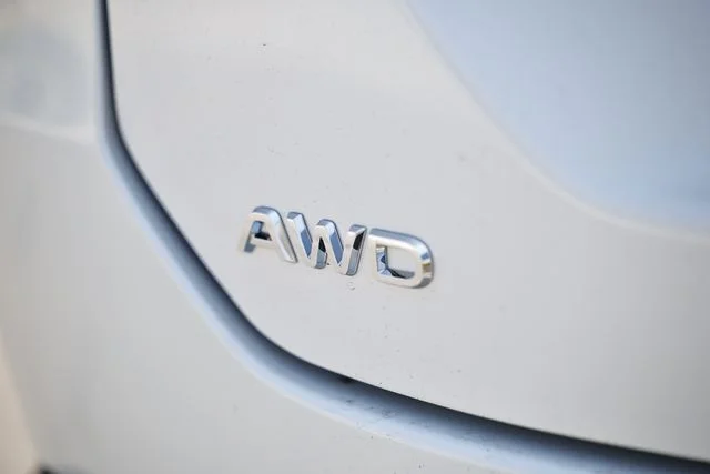 New 2026 Platinum White Pearl Honda Touring image 12