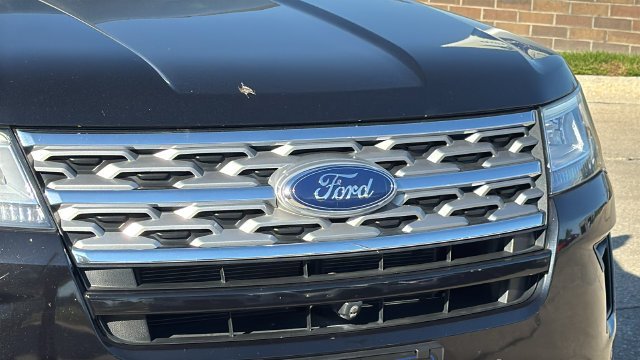 Used 2019 Black Ford Limited image 3