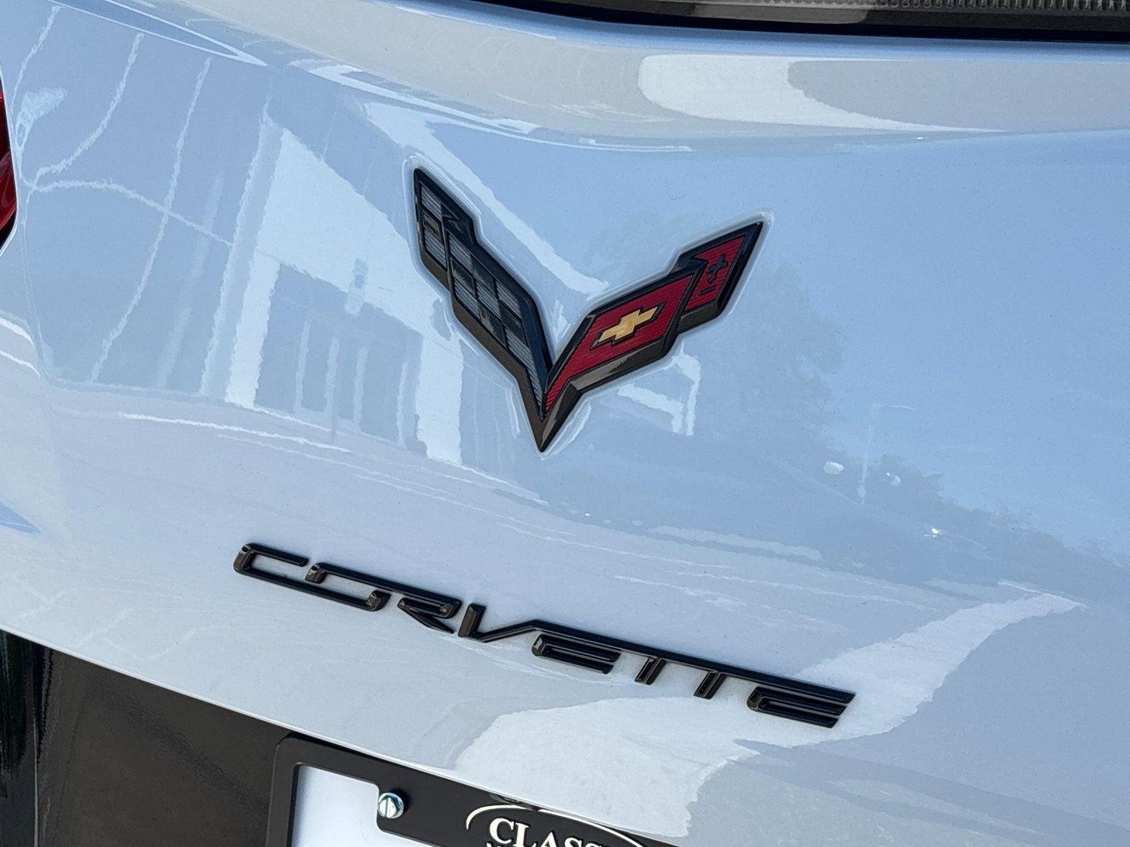 Used 2018 Ceramic Matrix Gray Metallic Chevrolet Grand Sport 2LT image 11