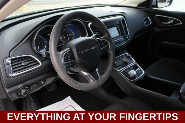 Used 2015 White Chrysler Limited image 2