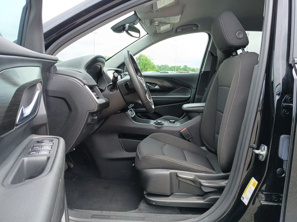 Used 2024 Black GMC SLE image 19