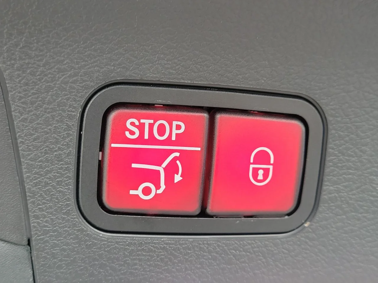 Certified Used 2021  Mercedes-Benz GLS 450 image 10