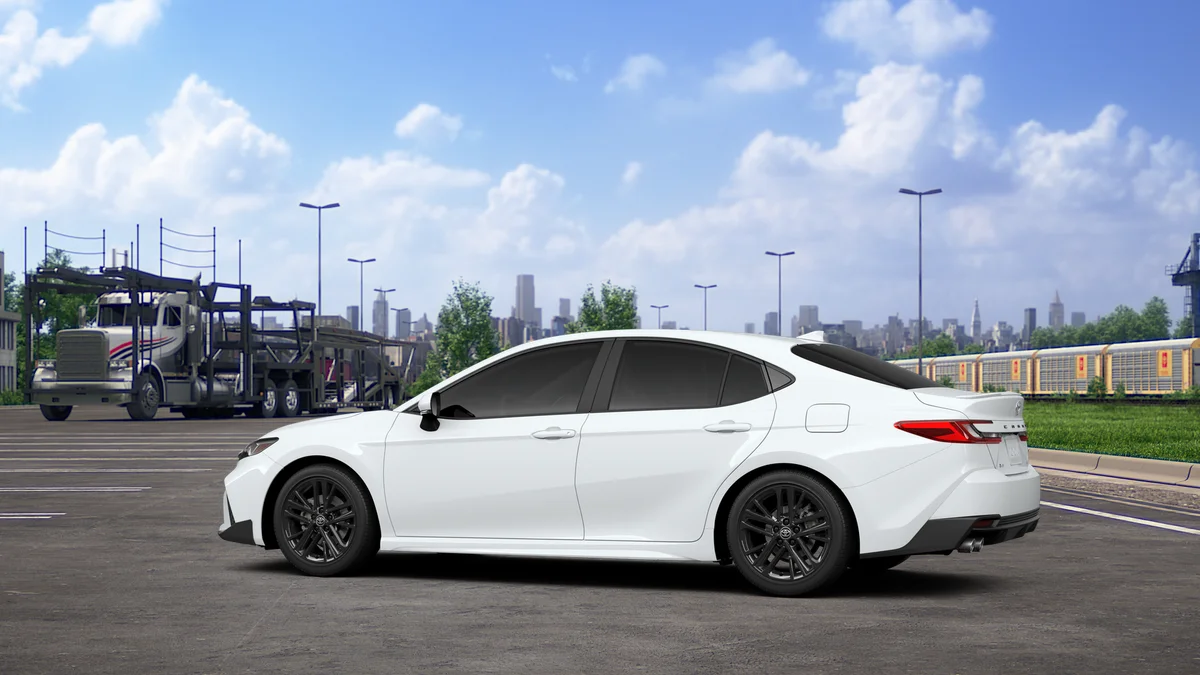 New 2026 Ice Cap Toyota SE image 5