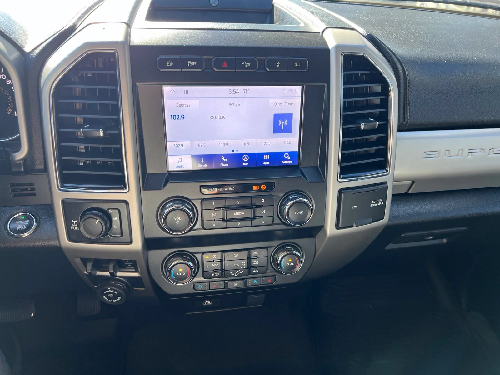 Used 2021 Star White Metallic Tri-Coat Ford Lariat image 18